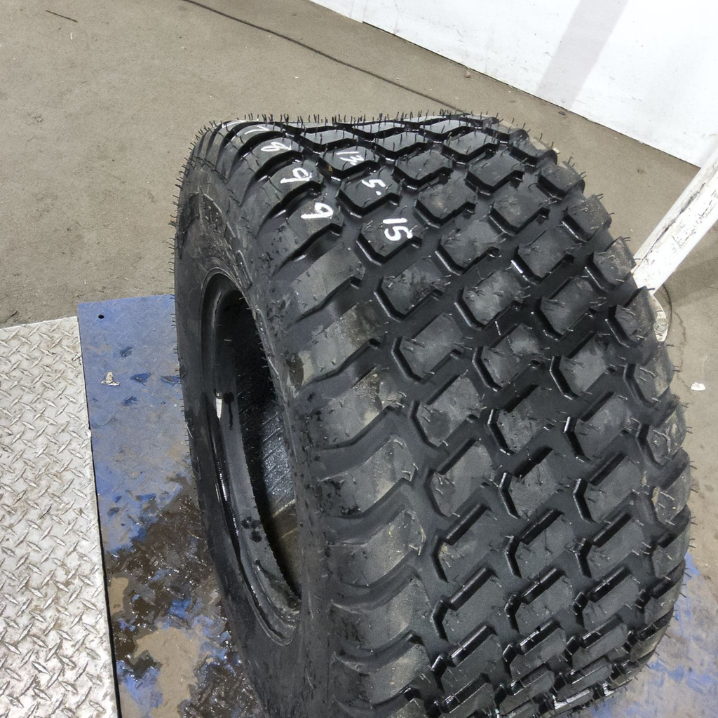 31x13.50-15NHS Titan Farm Multi Trac C/S HF-1 F (12 Ply), 99%