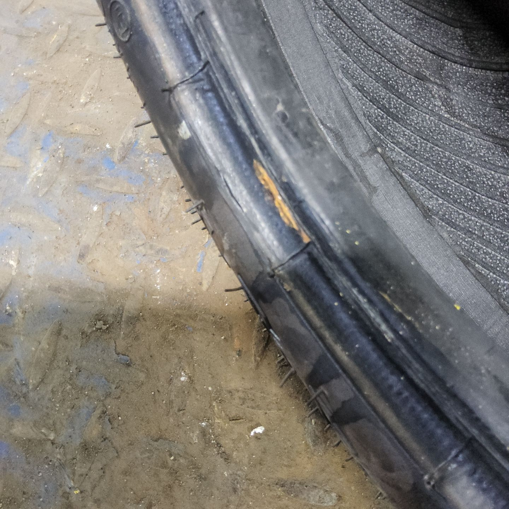 23x8.50-14 Galaxy Mighty Mow R-3 C (6 Ply), 99%
