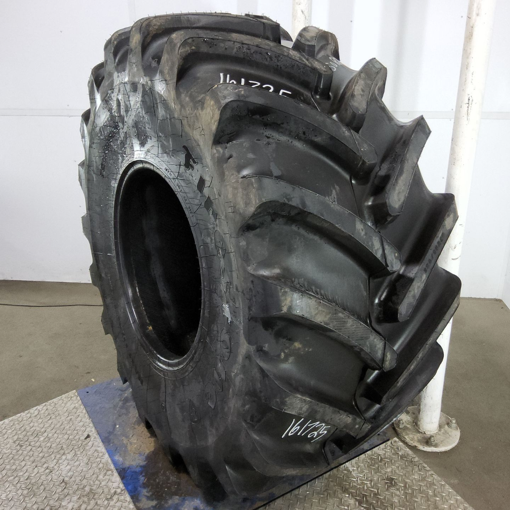 750/65R26 Firestone Maxi Traction R-1W 169B 99%