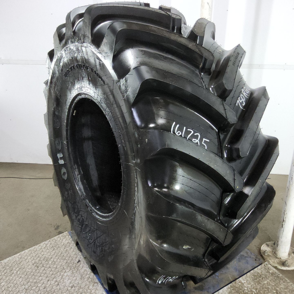 750/65R26 Firestone Maxi Traction R-1W 169B 99%