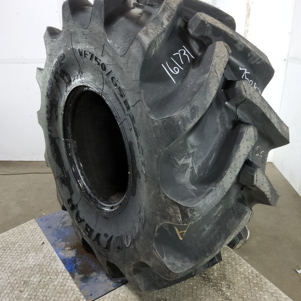 VF750/65R26 Goodyear Farm Custom Flo Grip Radial CFO R-2 177A8 99%