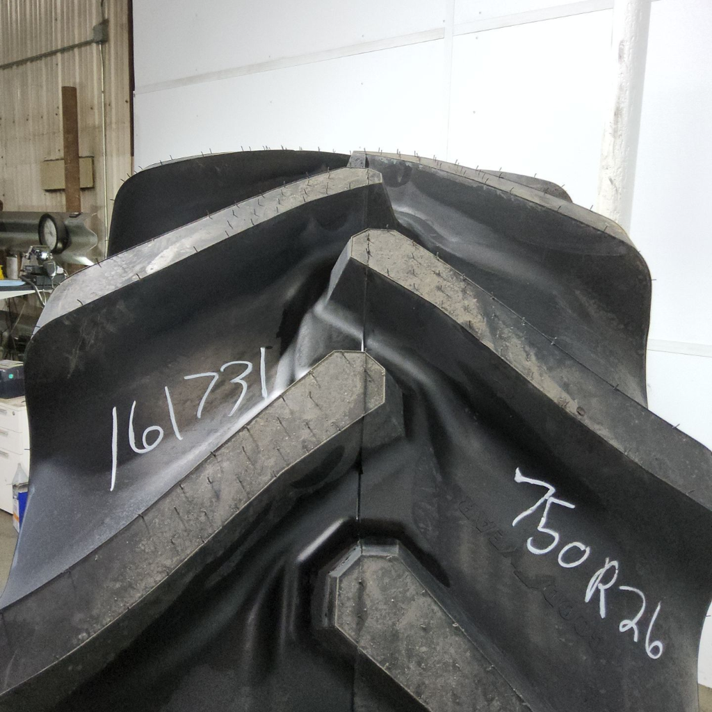 VF750/65R26 Goodyear Farm Custom Flo Grip Radial CFO R-2 177A8 99%