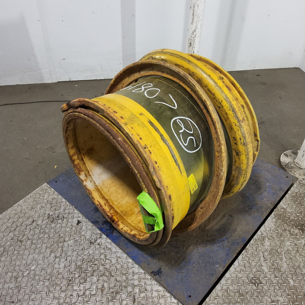 20"W x 25"D, Cat Yellow 14-Hole , -4.5" Offset