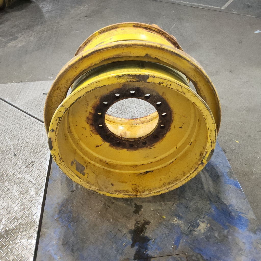 20"W x 25"D, Cat Yellow 14-Hole , -4.5" Offset
