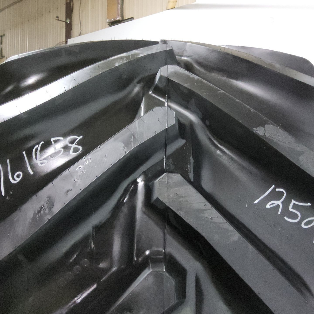 LSW1250/35R46 Goodyear Farm Custom Flo Grip R-2 202B 99%