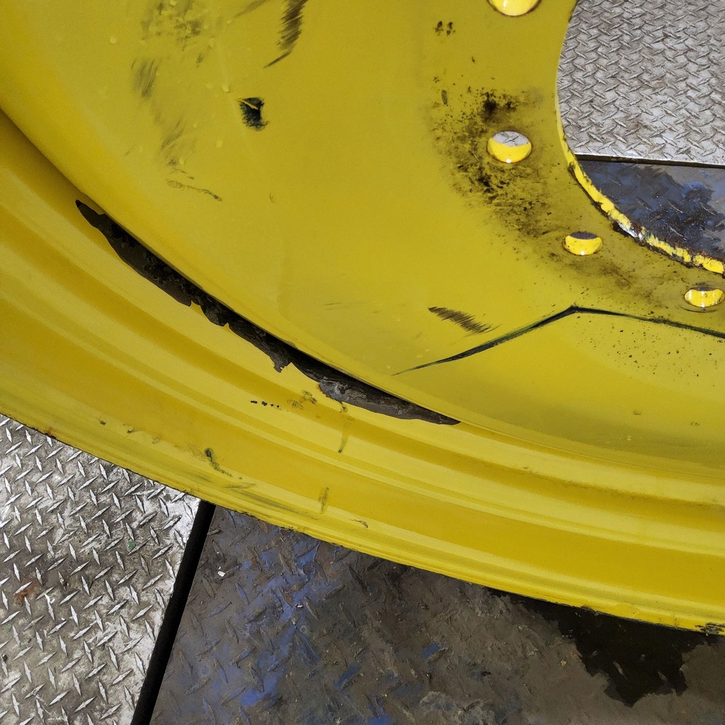 13"W x 46"D, John Deere Yellow 12-Hole Bubble Disc , 1.75" Offset