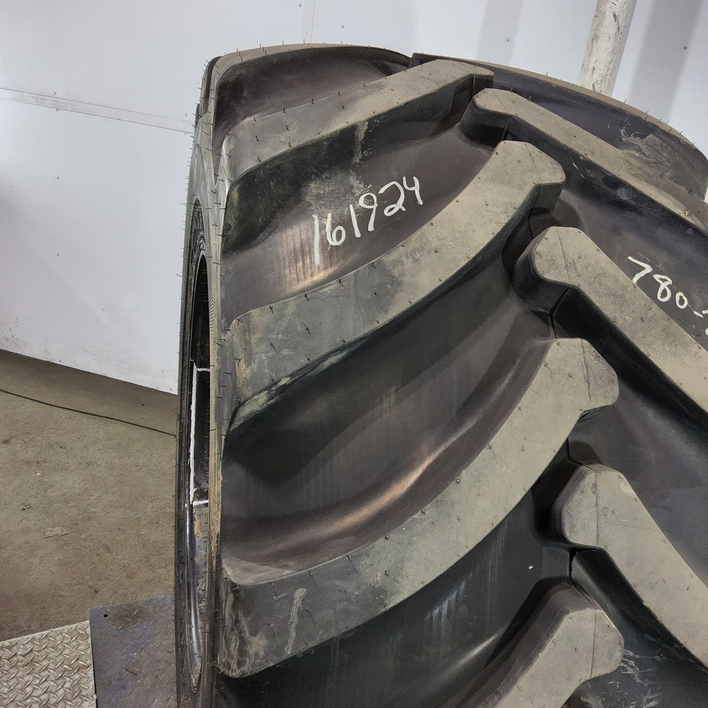 780/50-28.5 Nokian Forest King TRS 2 L-2 N (24 Ply), 182A8 99%