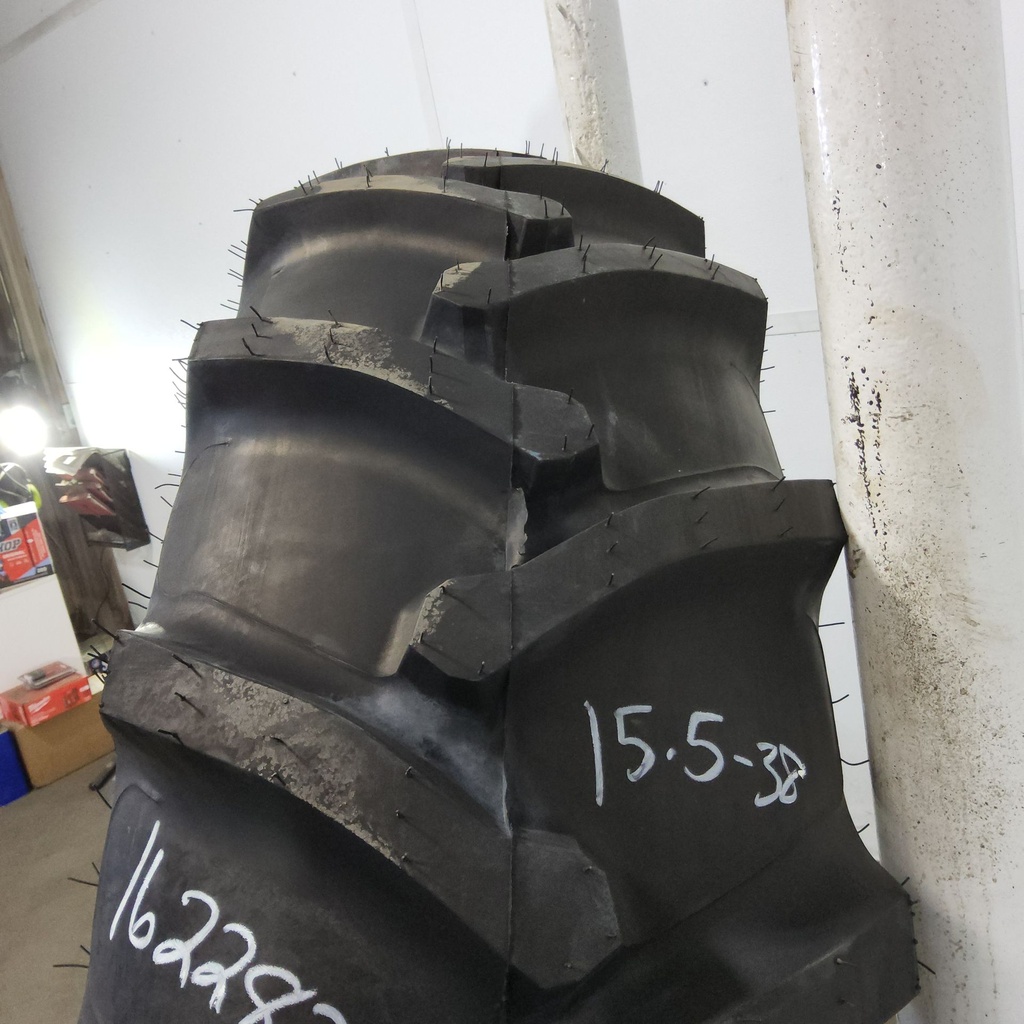 15.5-38 Samson R-1+ D (8 Ply), 99%