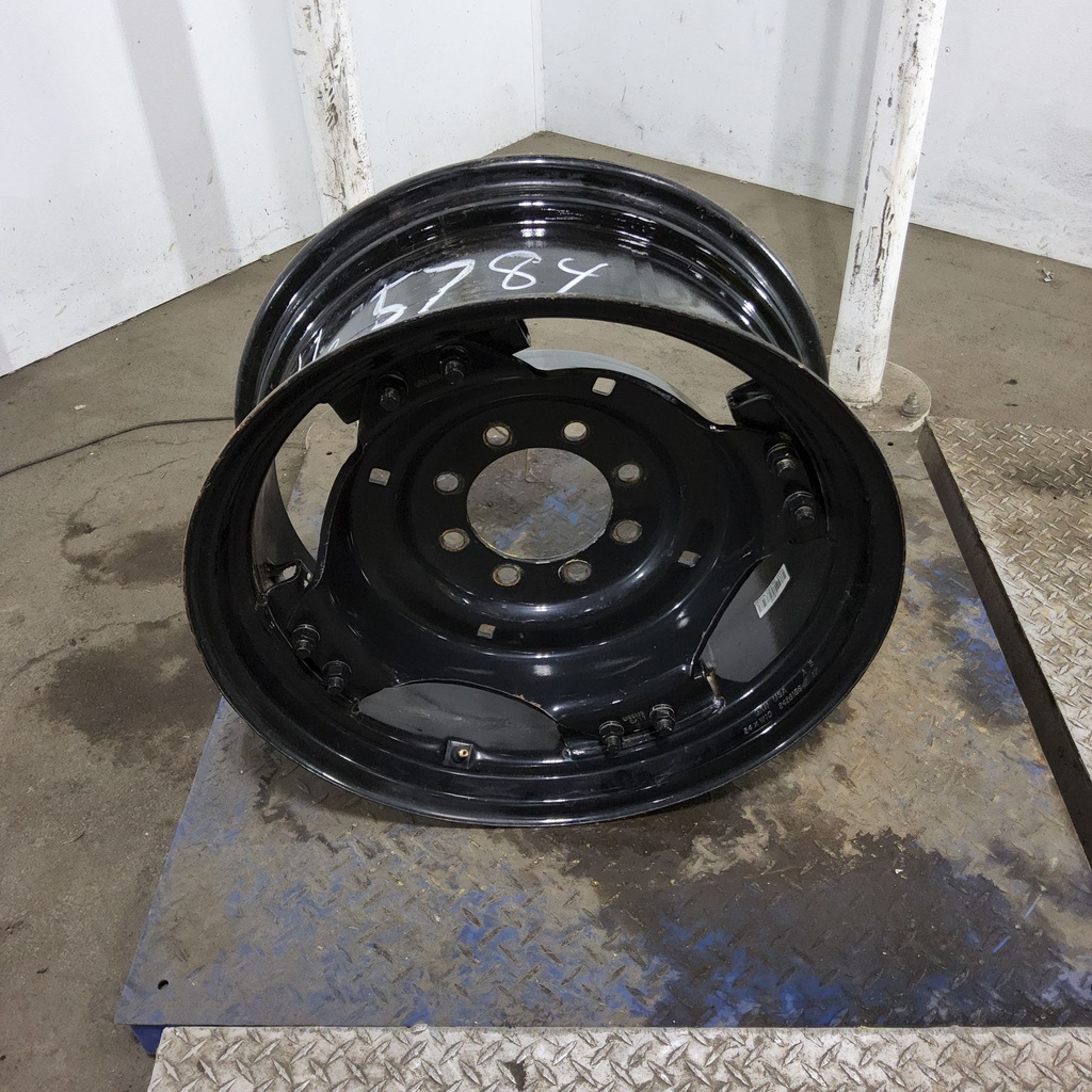 10"W x 24"D, Black 8-Hole Rim with Clamp/U-Clamp (groups of 2 bolts)