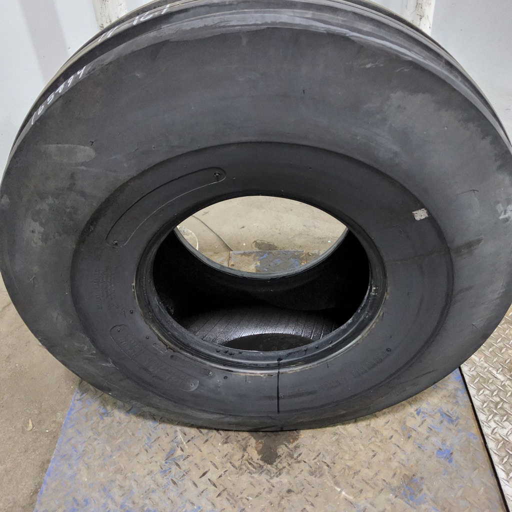 14L-16.1 Power Grip Rib F-2 E (10 Ply), 90%
