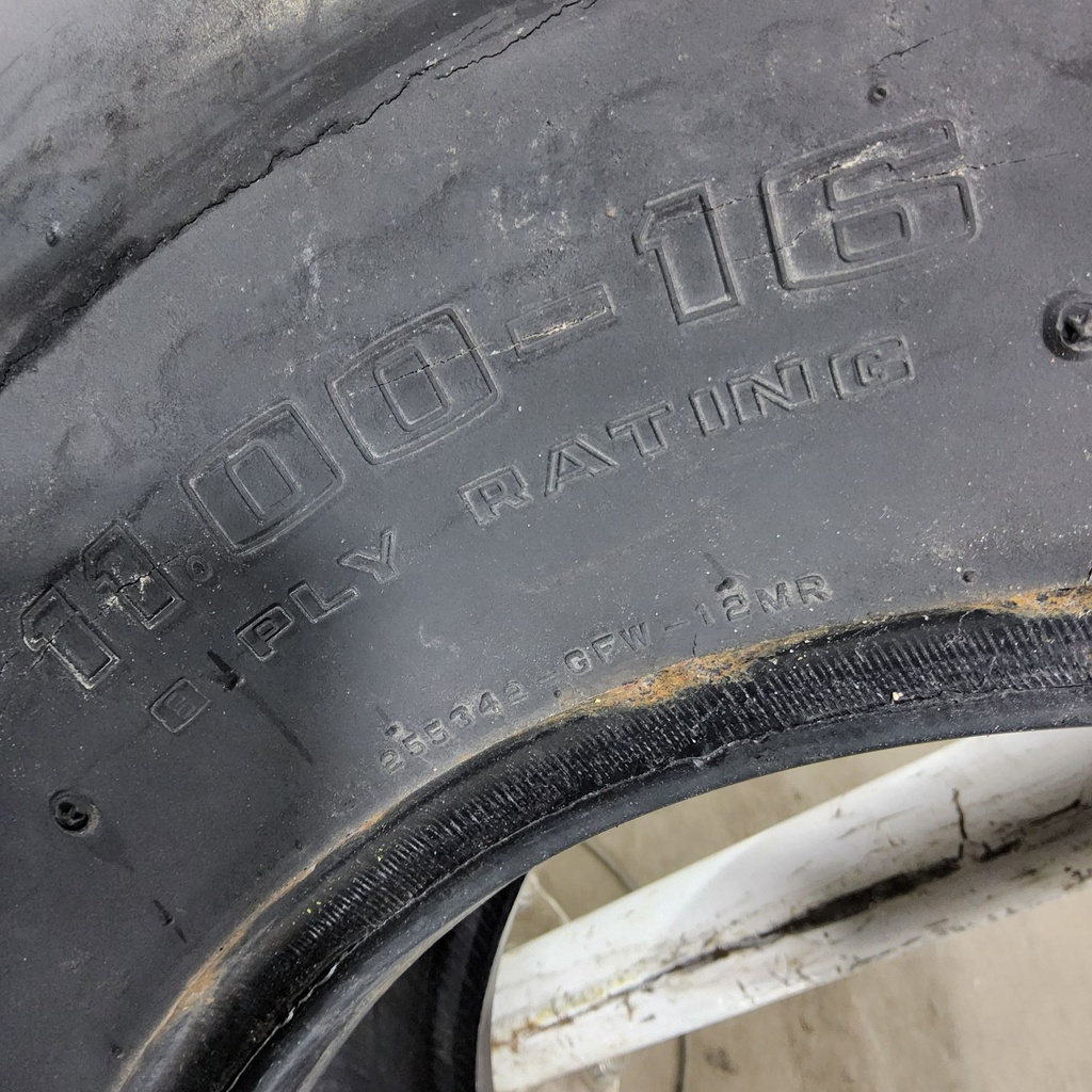 11.00-16 Goodyear Farm Dyna Rib SL F-2M D (8 Ply), 90%