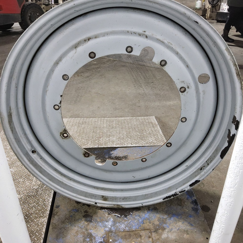 15"W x 50"D, Agco Corp Gray 12-Hole Stub Disc , 3" Offset