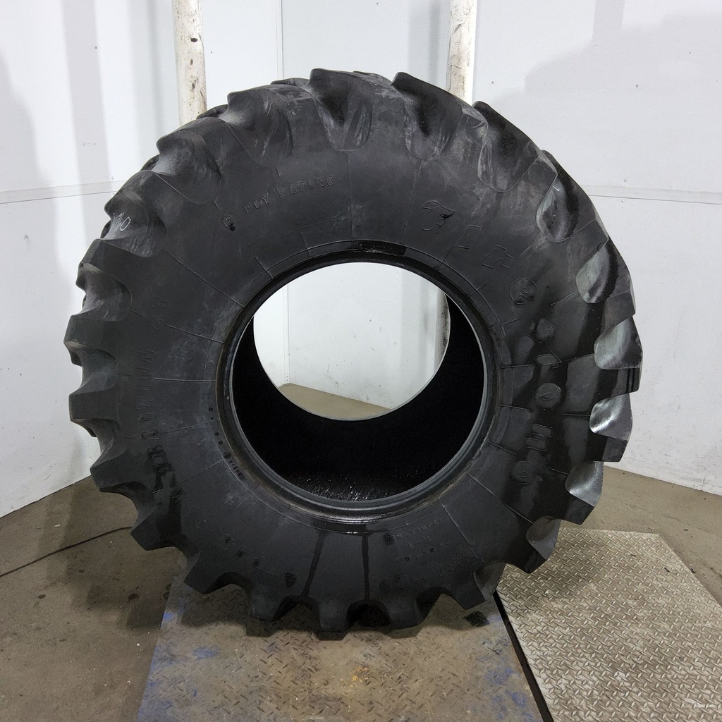 28L-26 Firestone Super All Traction 23 R-1 F (12 Ply), 60%