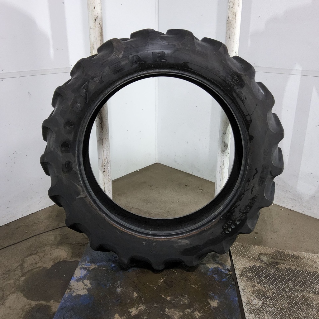 320/85R38 Goodyear Farm DT800 Super Traction R-1W 138A8 75%