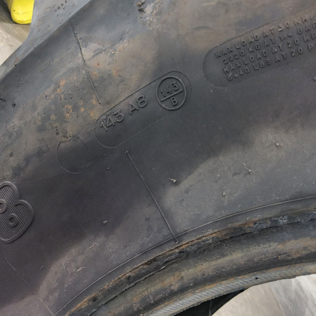 540/65R30 Michelin XM 108 R-1W 145A8 90%