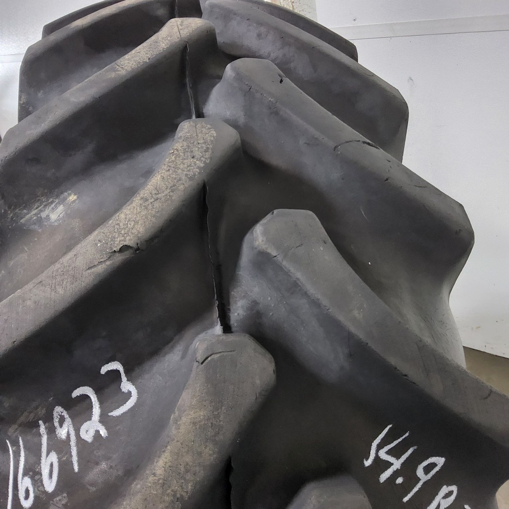 14.9R30 Firestone Radial All Traction FWD R-1 134A8 90%