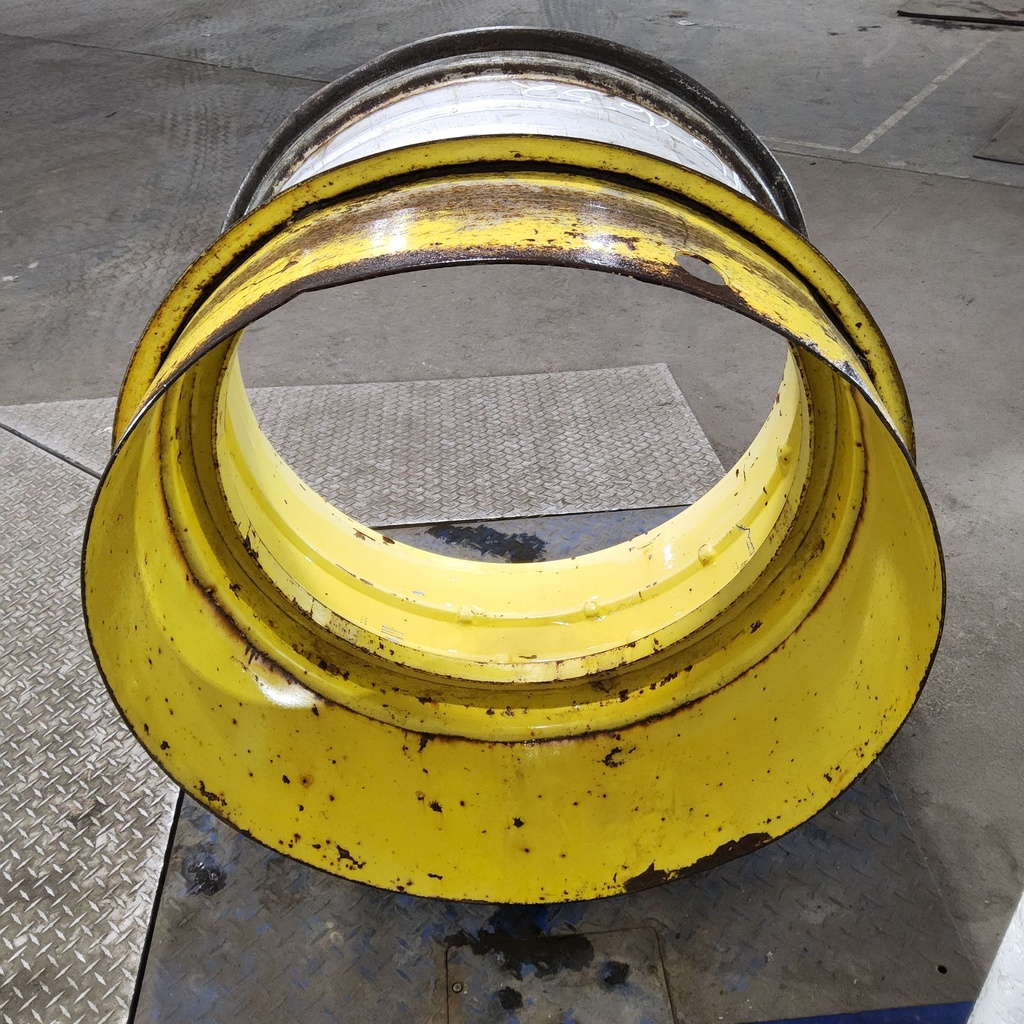 18"W x 34"D, John Deere Yellow Band Dual "T" Rail