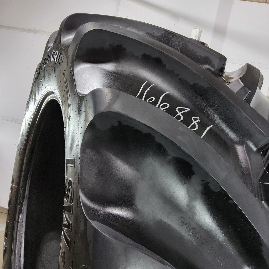 LSW1250/35R46 Goodyear Farm Custom Flo Grip R-2 202B 90%