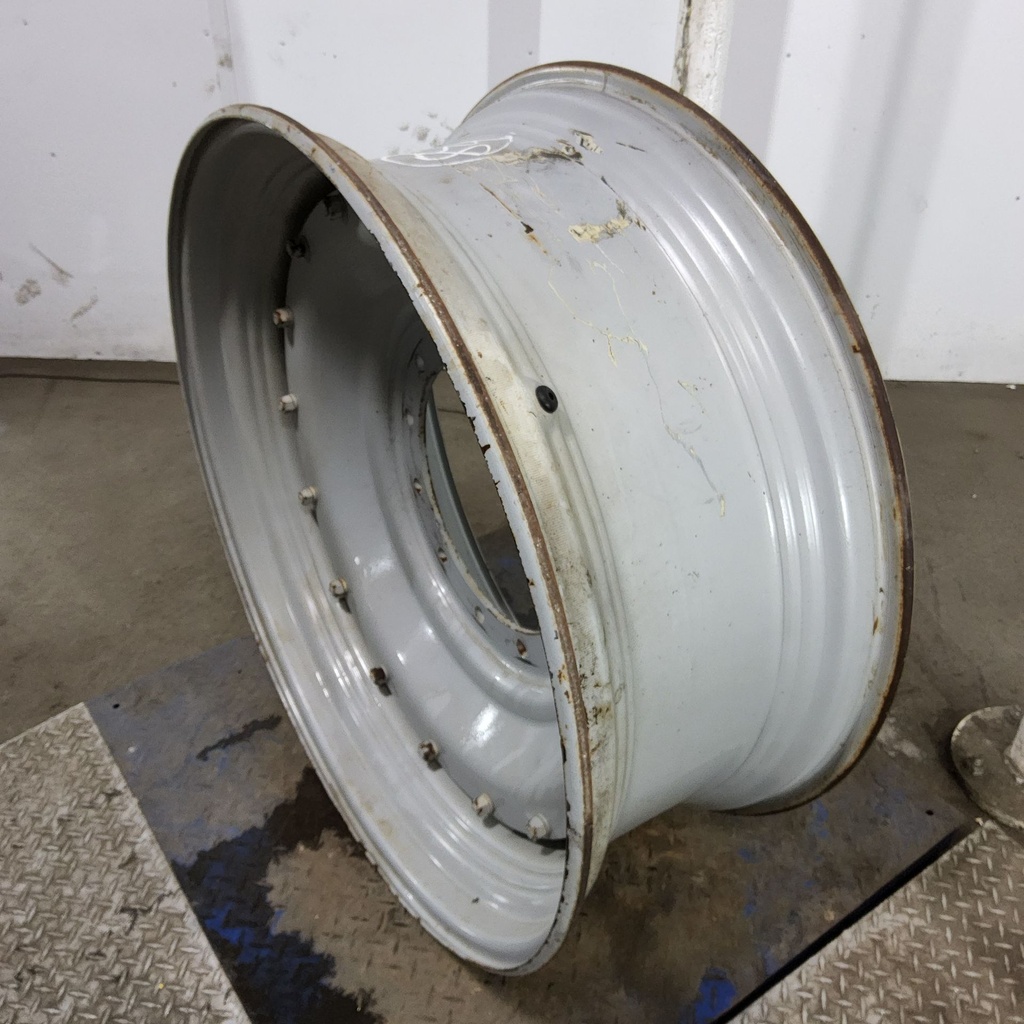 15"W x 38"D, Agco Corp Gray 16-Hole Stub Disc , 1.5" Offset