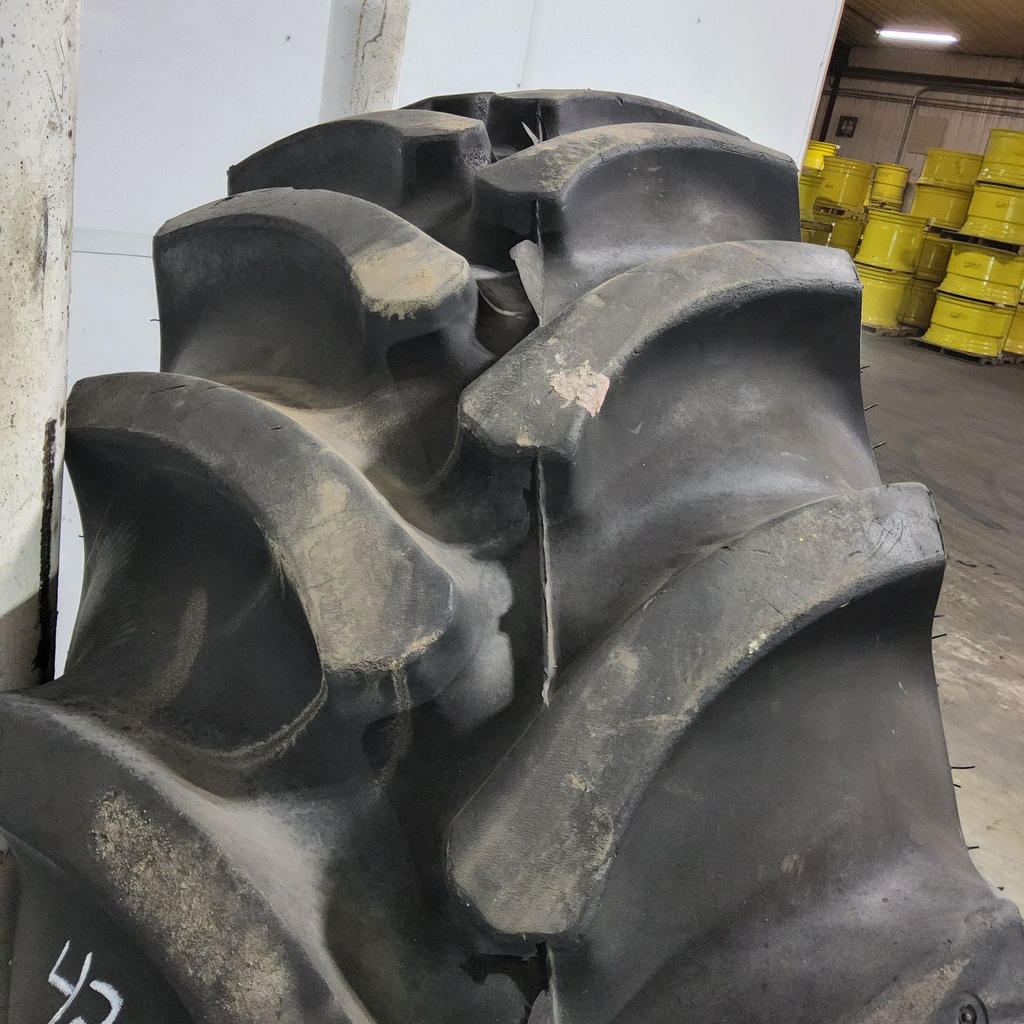 420/90R30 Firestone Radial All Traction FWD R-1 142B 90%