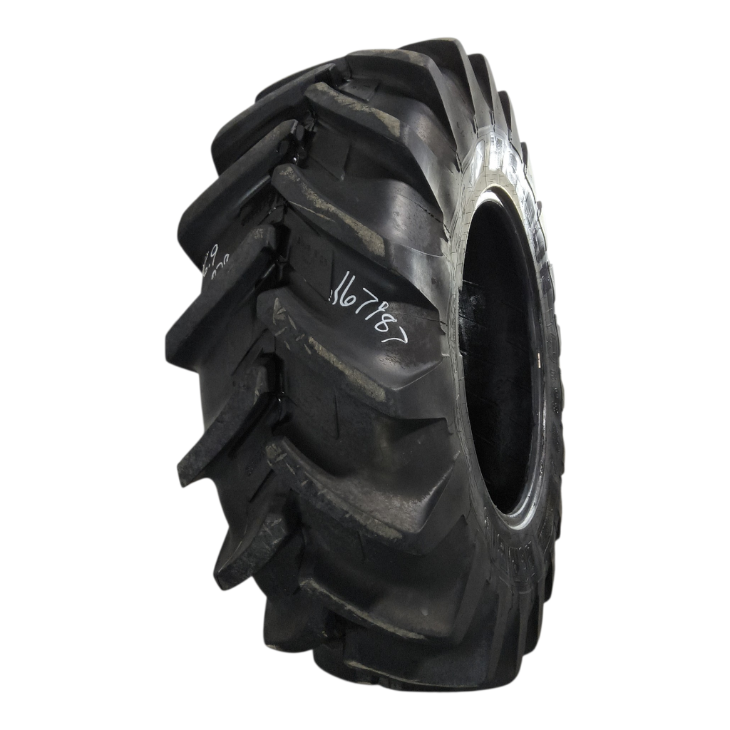16.9R28 Michelin AgriBib R-1W 136A8 90%