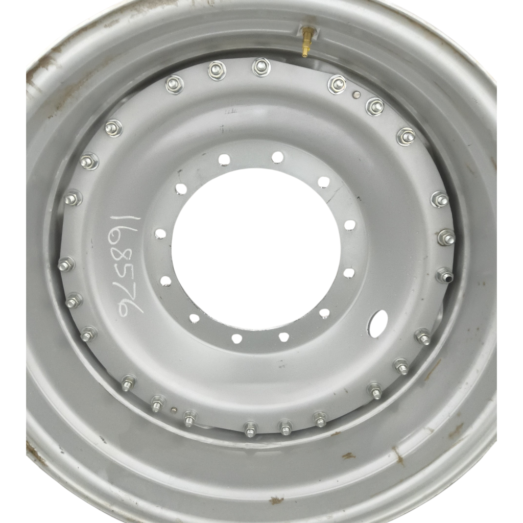 12-Hole Waffle Disc (Groups of 3 Bolts)HD Center for 34" Rim, Case IH Silver Mist