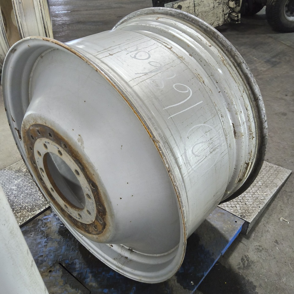 23"W x 42"D, Case IH Silver Mist 10-Hole Straddle Dual - Inside Main , -15" Offset