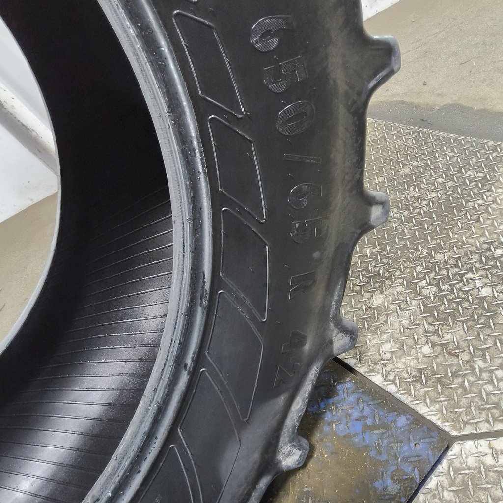 650/65R42 Mitas AC65 Radial  R-1W 168A8 65%