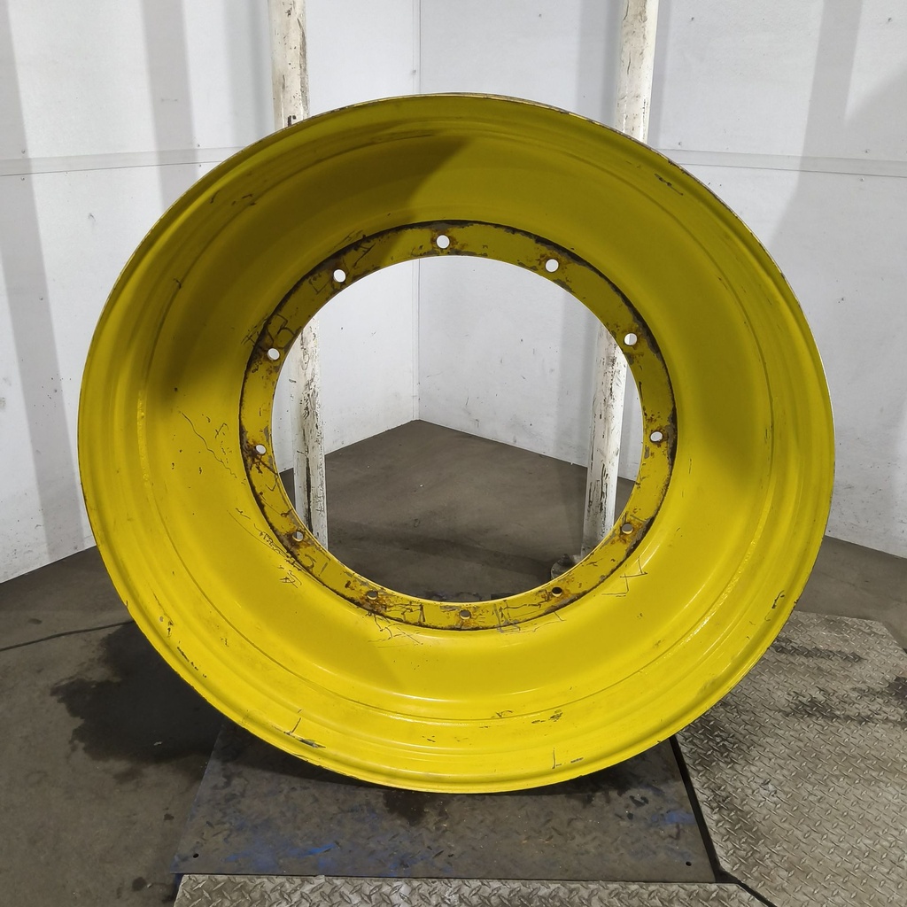 13"W x 50"D, John Deere Yellow 12-Hole Stub Disc Sprayer , 2.88" Offset