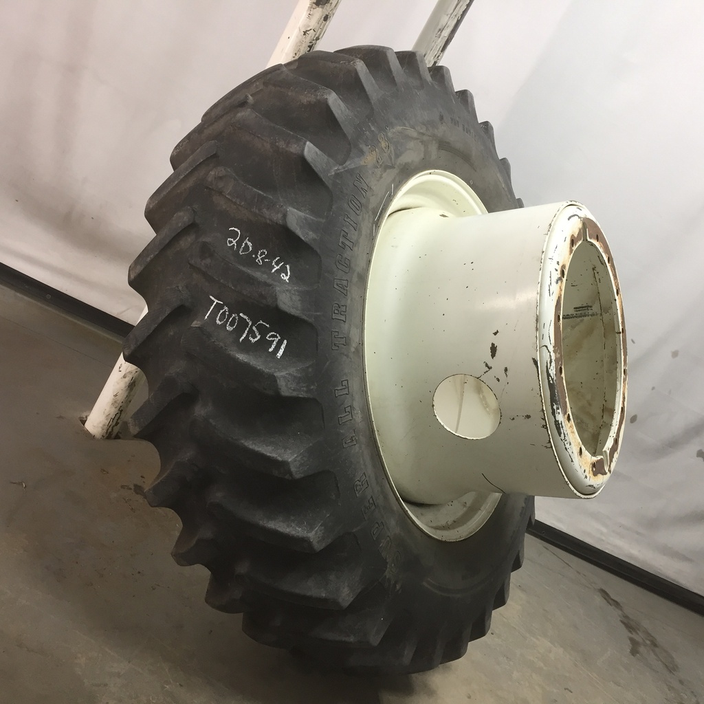 18"W x 42"D, New Holland White 16-Hole Tiger Planetary Drive Dual