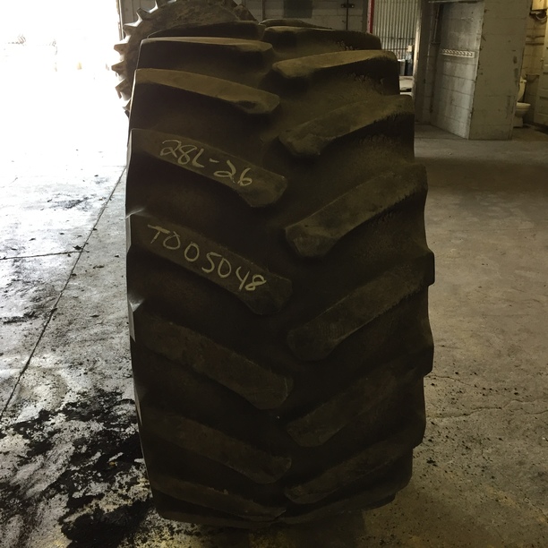 28/L-26 Firestone Super All Traction 23 R-1, F (12 Ply) 75%
