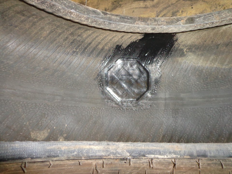 400/75-28 Firestone Duraforce MH L-3, H (16 Ply) 80%