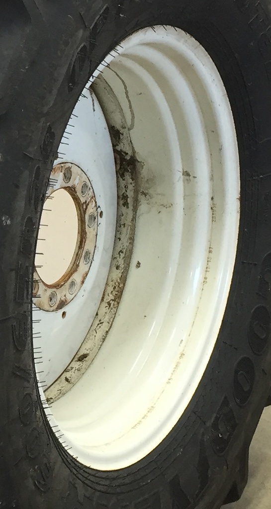 18"W x 28"D, New Holland White 10-Hole Formed Plate