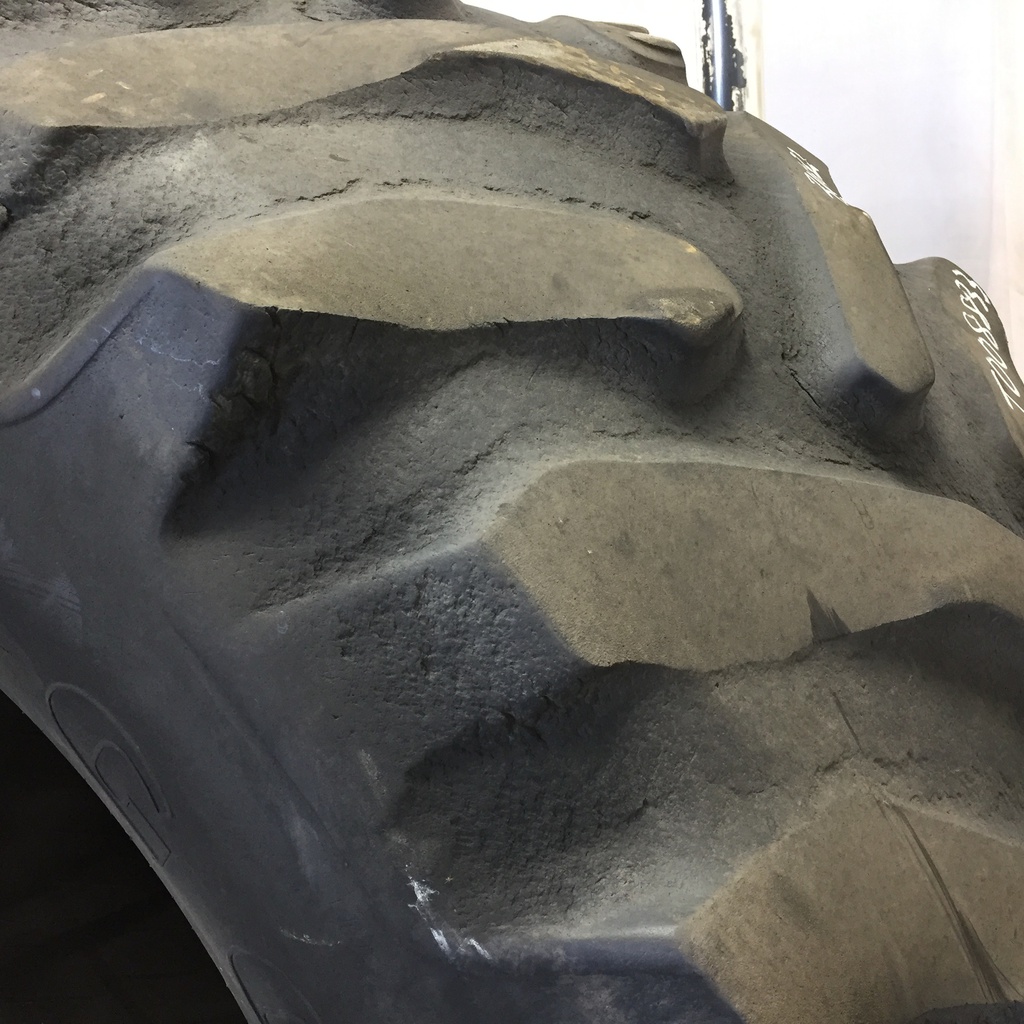 30.5/L-32 Goodyear Farm Dyna Torque II R-1, F (12 Ply) 35%