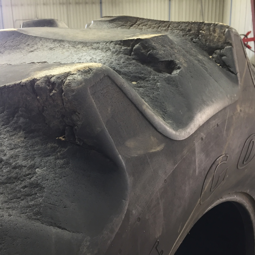 30.5/L-32 Goodyear Farm Dyna Torque II R-1, F (12 Ply) 35%