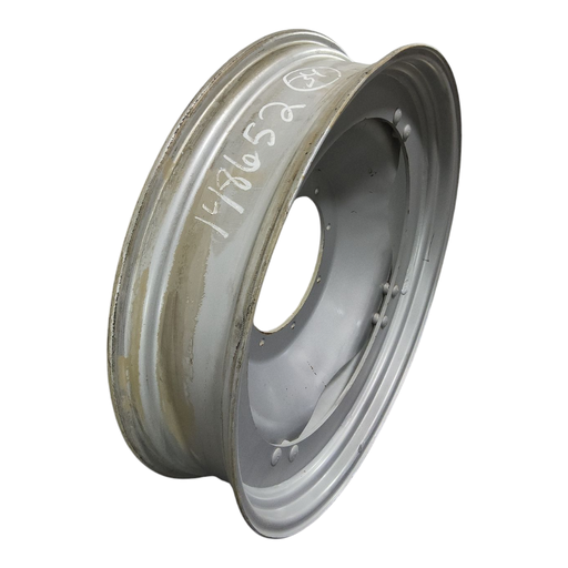 [NTS-148652] 8"W x 34"D, Case IH Silver Mist 8-Hole Stub Disc (groups of 2 bolts)